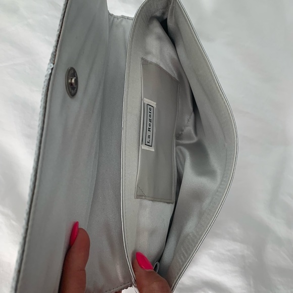 La Regale Evening Clutch Silver with Sequins - Picture 13 of 14